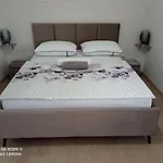 Anny Brodarica (Sibenik-Knin)