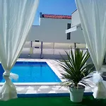 Anny Tatil Evi