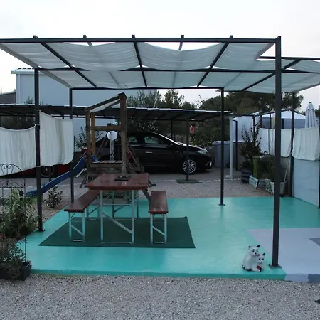 Дом отдыха Anny Бродарица