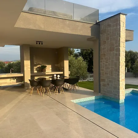 Anny Tatil Evi