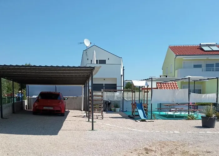 Дом отдыха Anny Бродарица