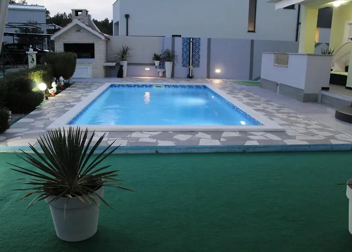 Дом отдыха Anny Бродарица