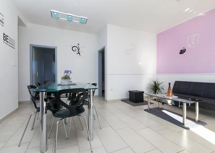 Anny Дом отдыха Бродарица